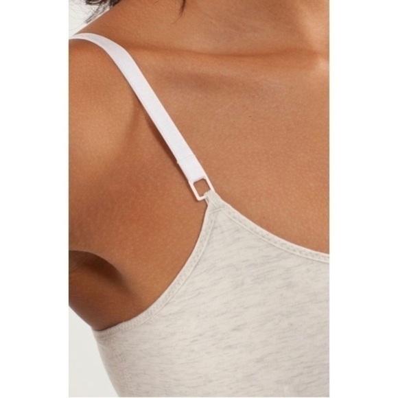 Lululemon • Contentment Triangle Tank Heathered Silver Slate/Polar Cream - Picture 9 of 11